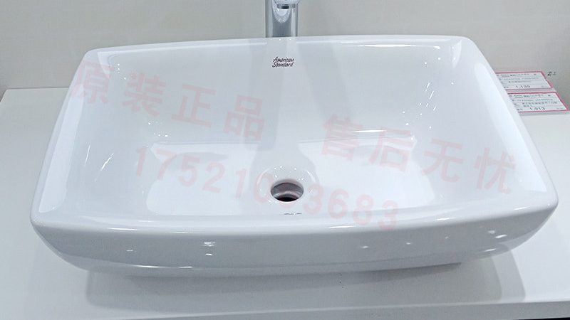 在选购地漏时，应综合考虑以下因素：